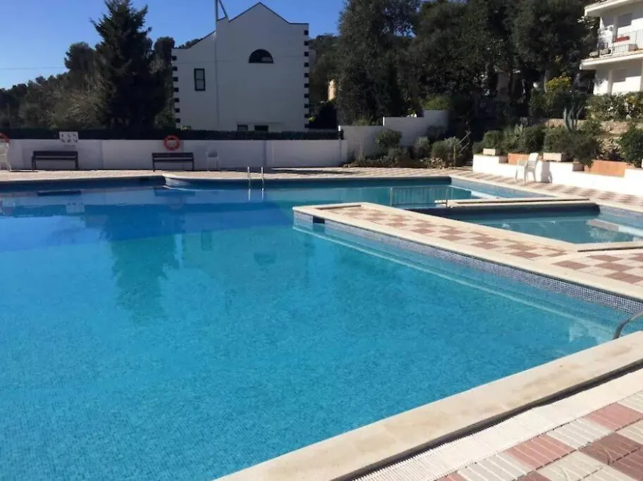 Appartement Tout Confort Avec Wifi Vue Sur Mer Et Piscine Communautaire Secteur El Golfet A Callela De 팔라프루헬 0*,